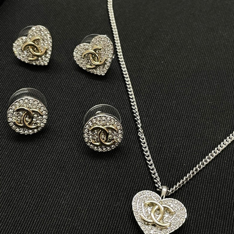 18K  Chanel Diamond Heart Necklace