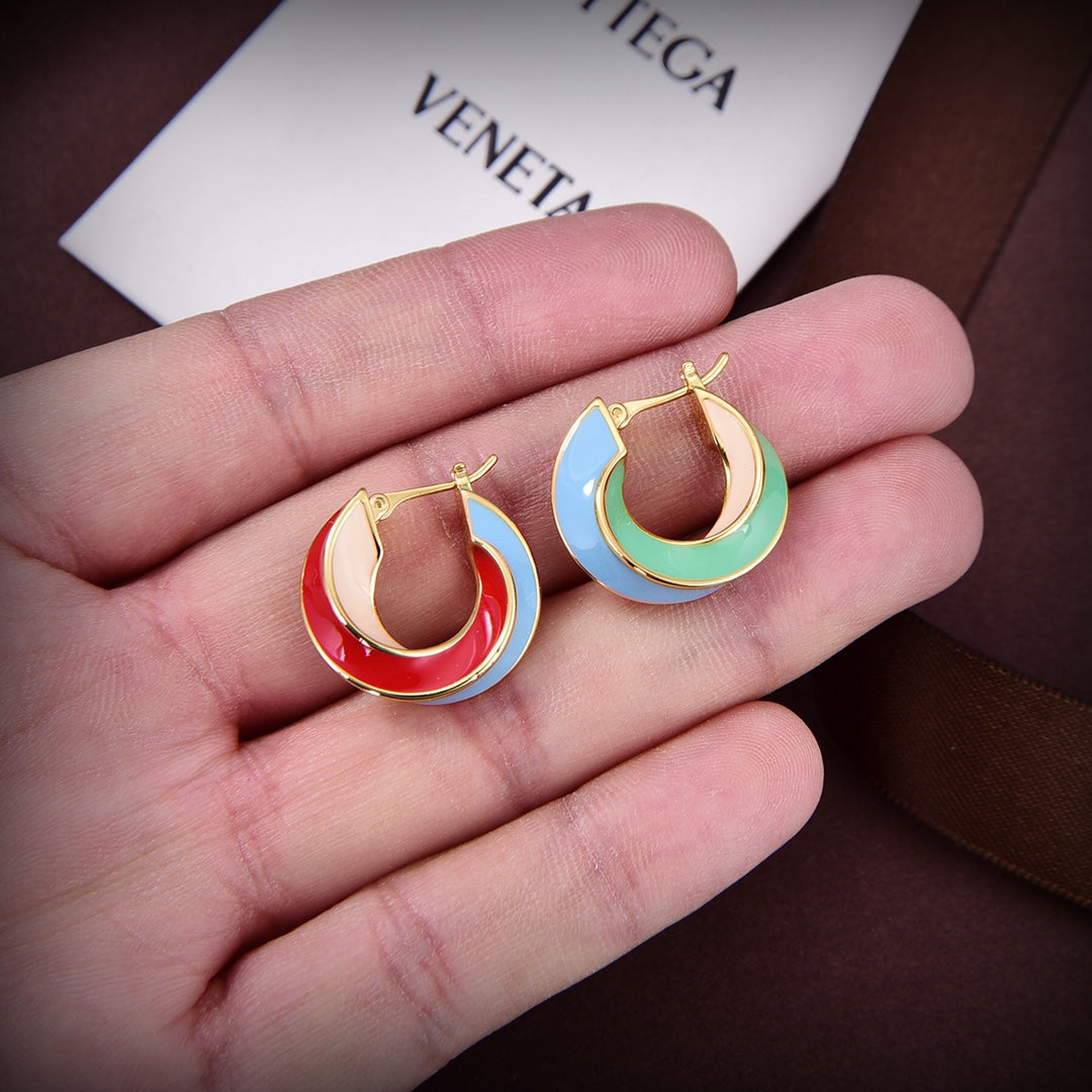 18K BVLGARI Twist Hoop Earrings