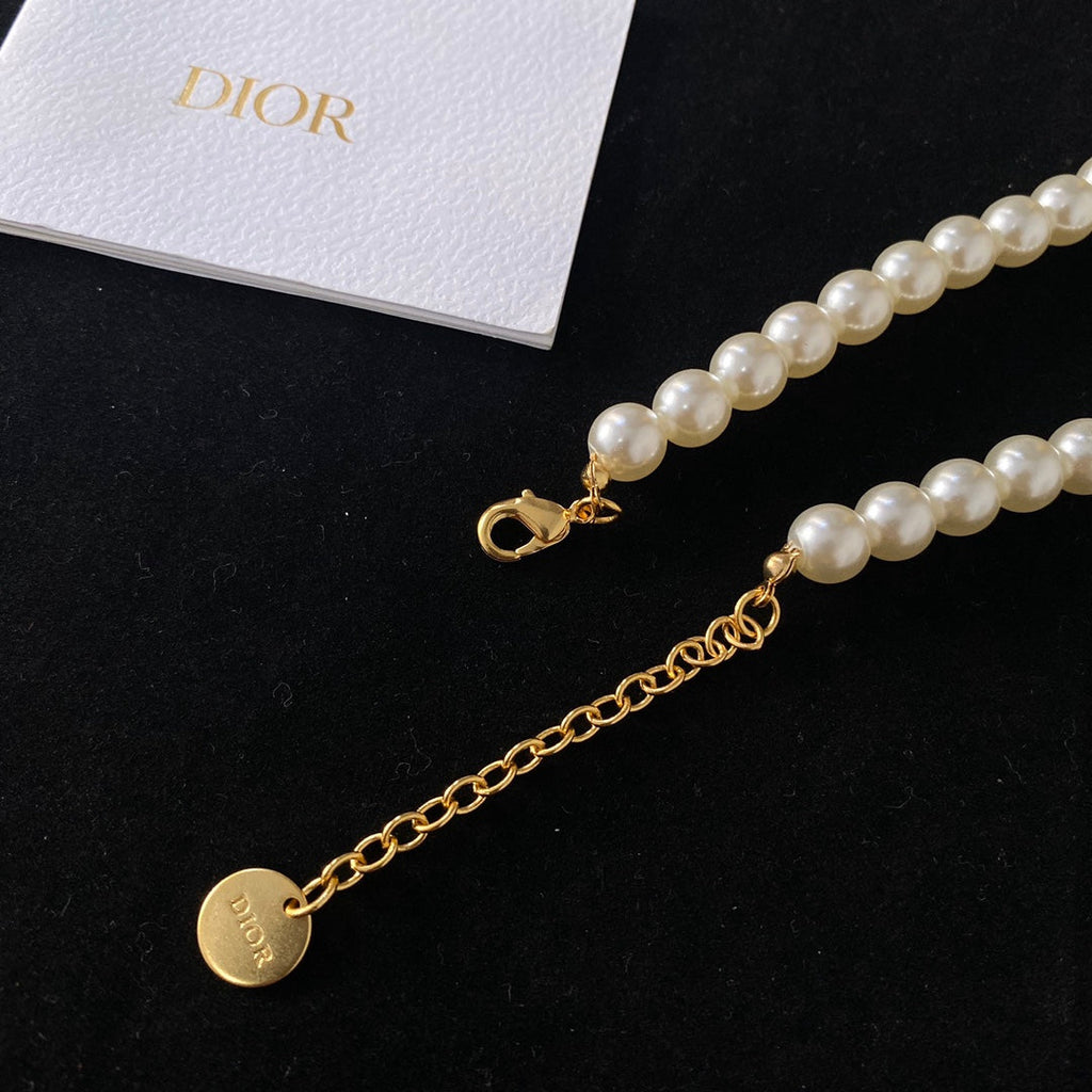 18K Dior Pearls Necklace