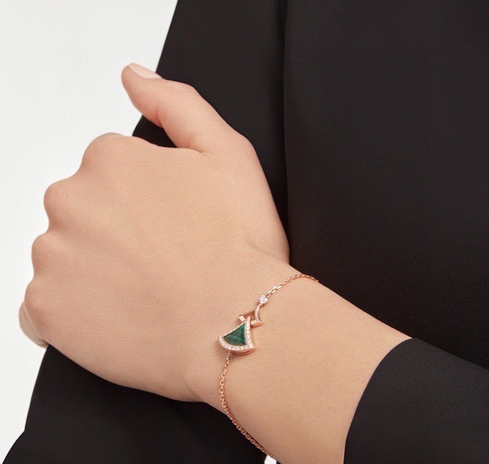 18K BVLGARI Dream Malachite Bracelet