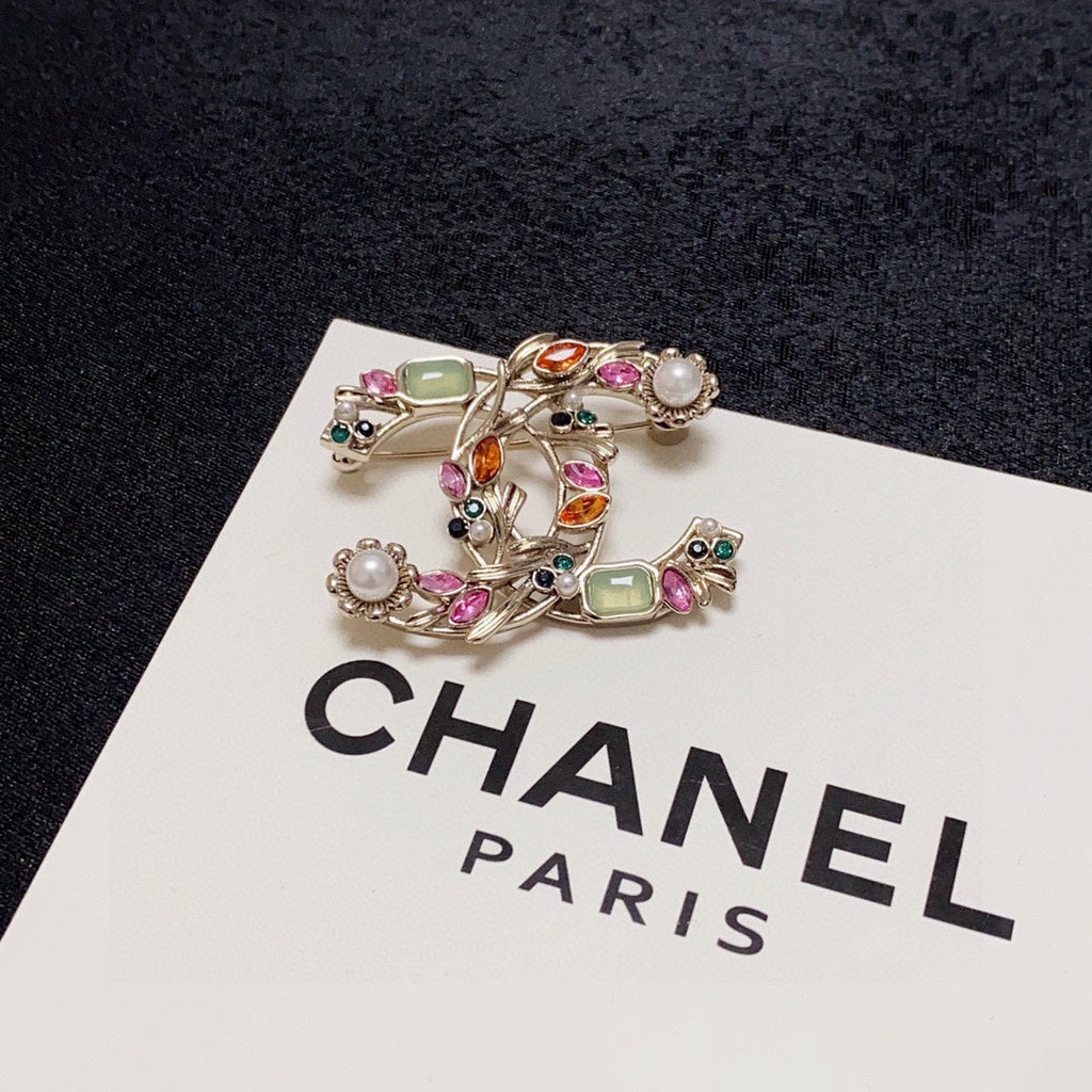 18K  Chanel Crystal Flower Brooch