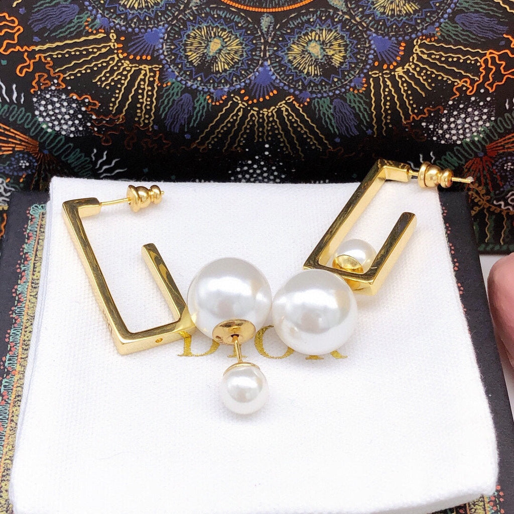 18K Dior Square Pearl Earrings