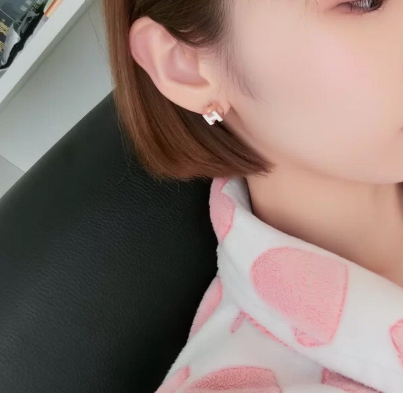 18K Cage D'H Hermes Earrings