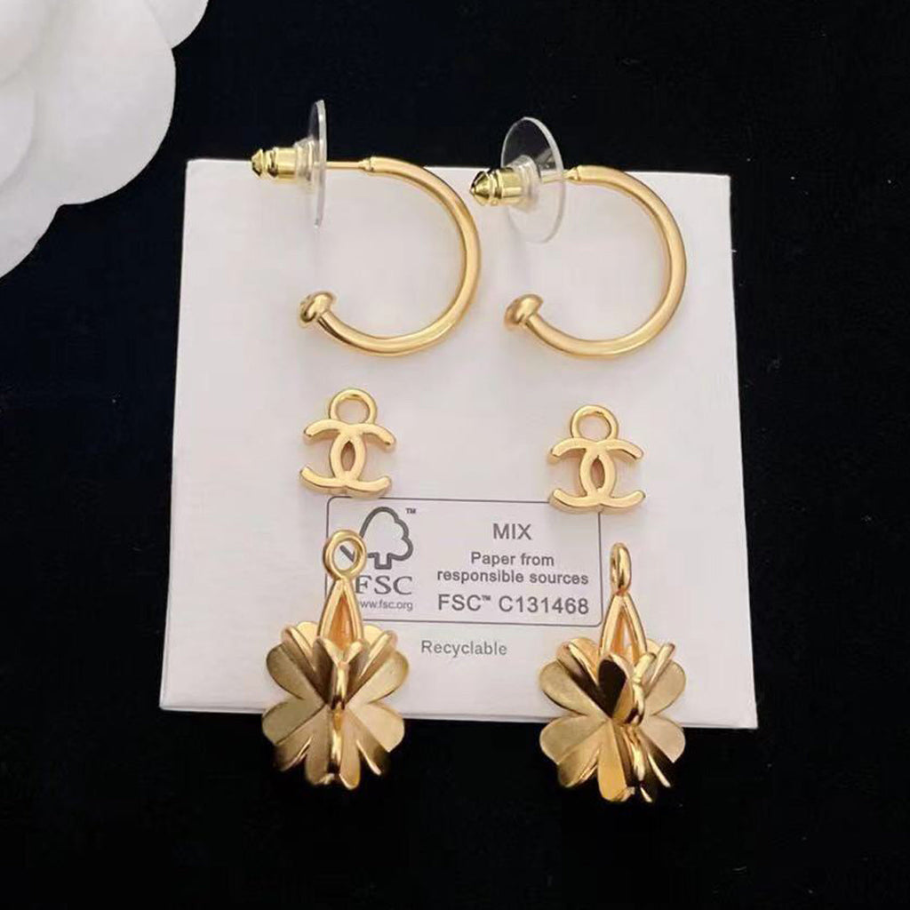 18K  Chanel Flowers Earrings