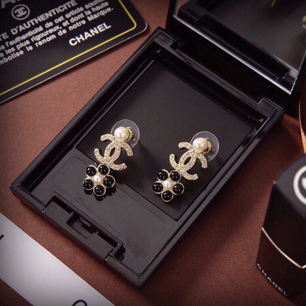 18K  Chanel Butterfly Pendant Earrings