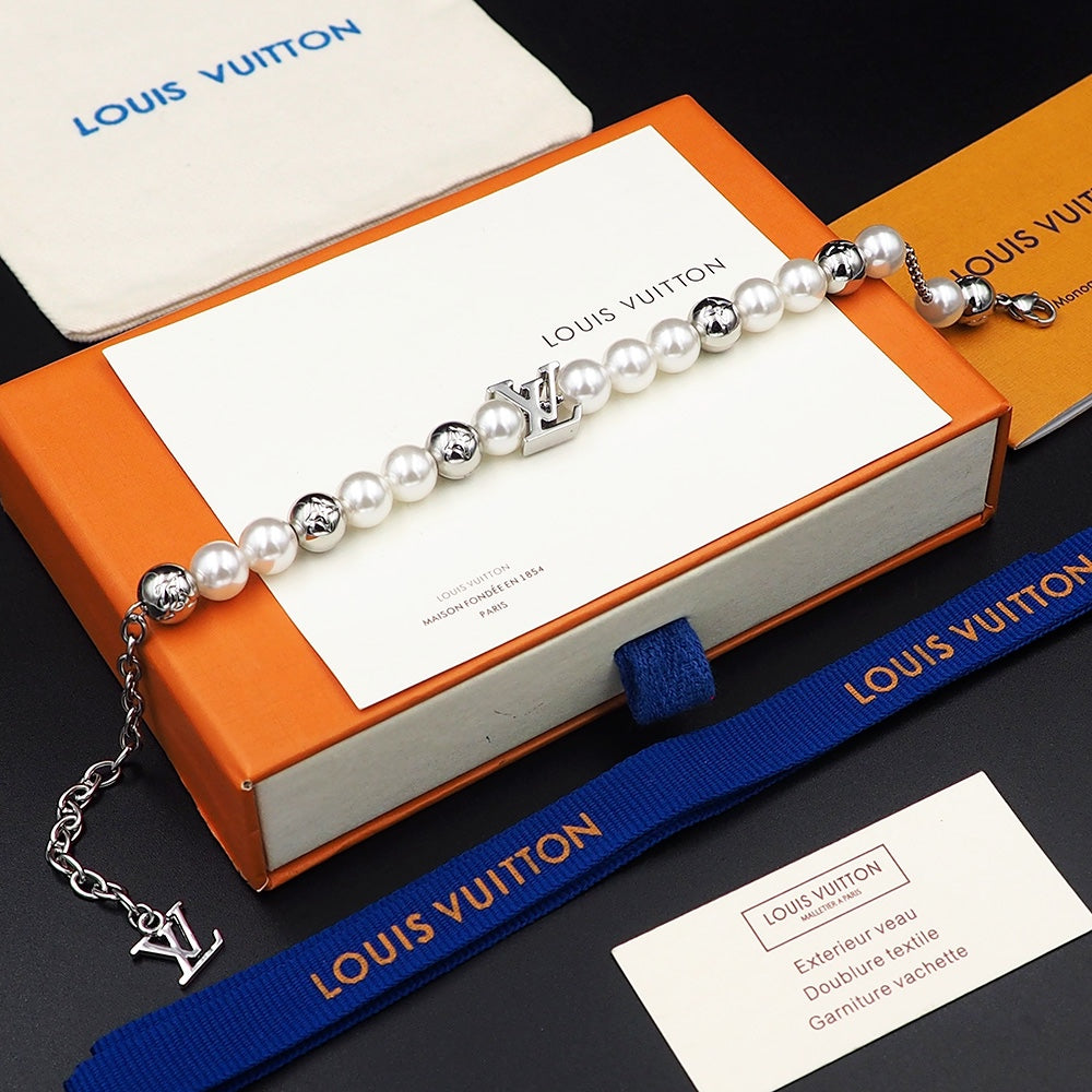 18K Louis Vuitton Monogram White Pearls Bracelet