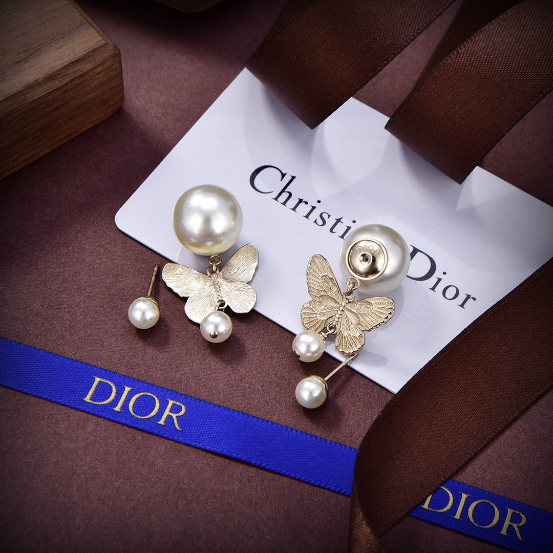 18K Dior Tribales Pearl Earrings