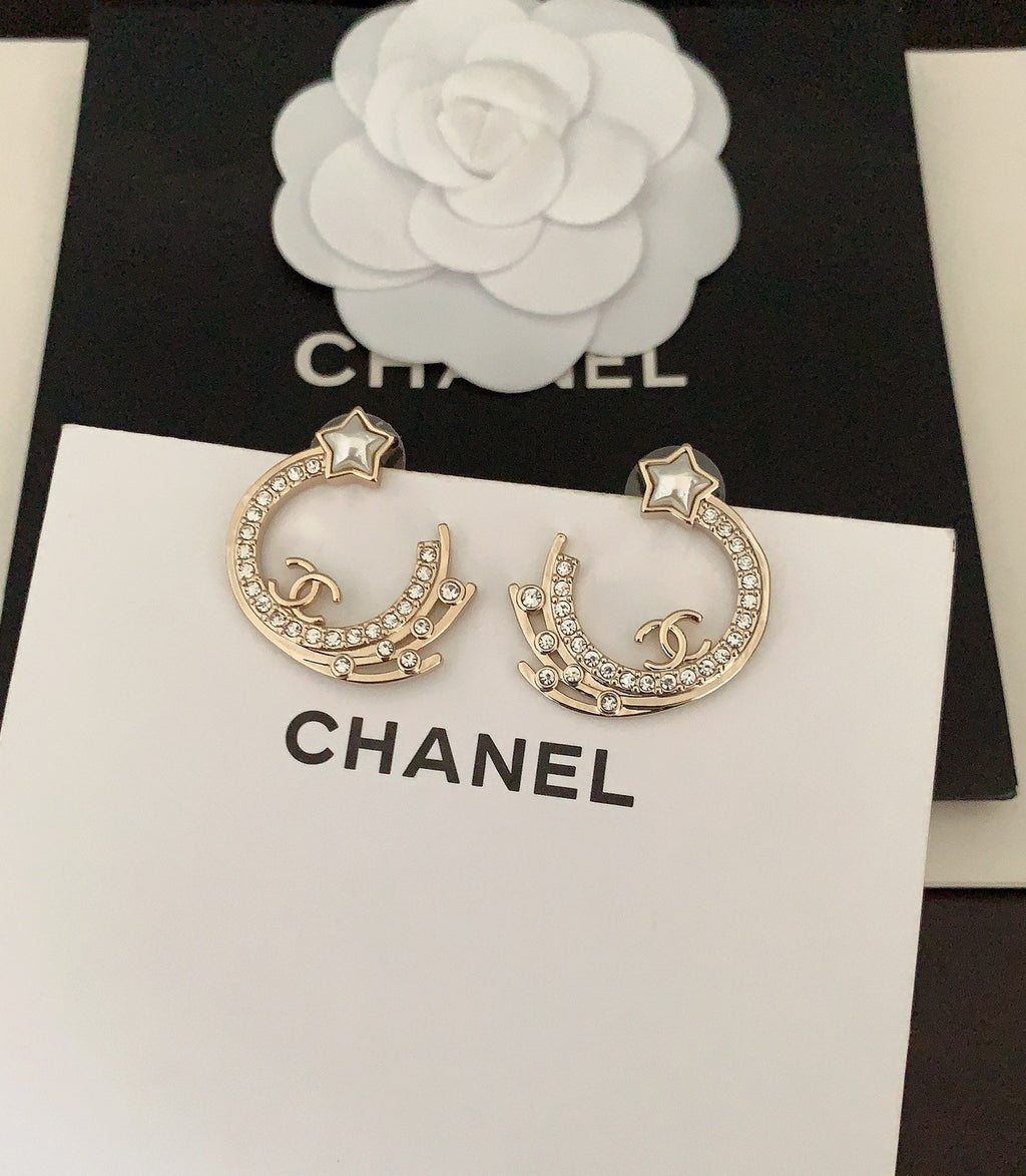 18K  Chanel Crystals Earrings