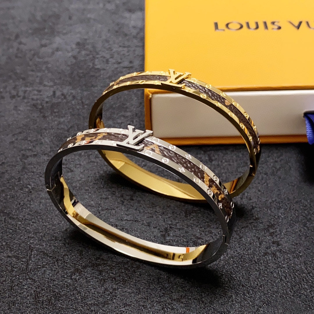 18K Louis Vuitton Leather Vintage Bracelet