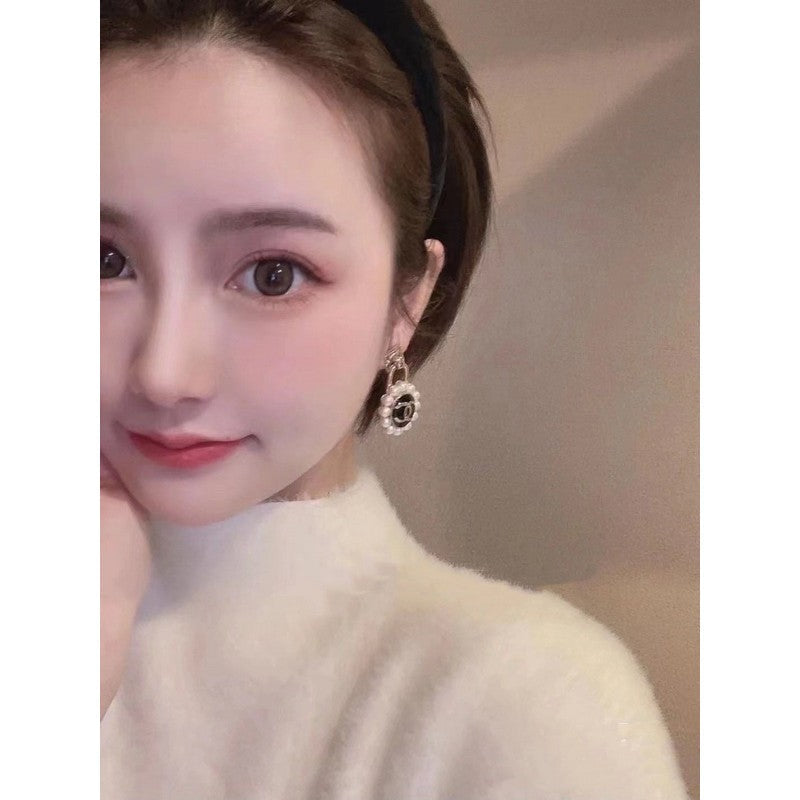 18K  Chanel Pearl Earrings