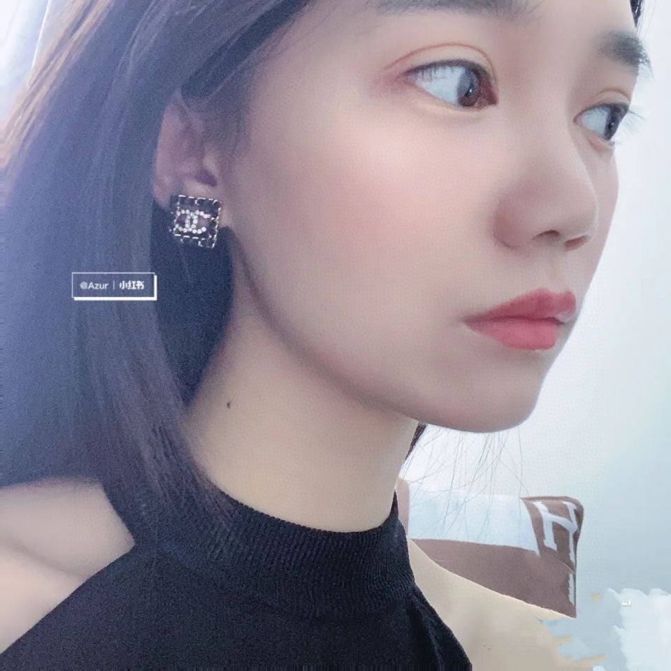 18K  Chanel Square Leather Earrings