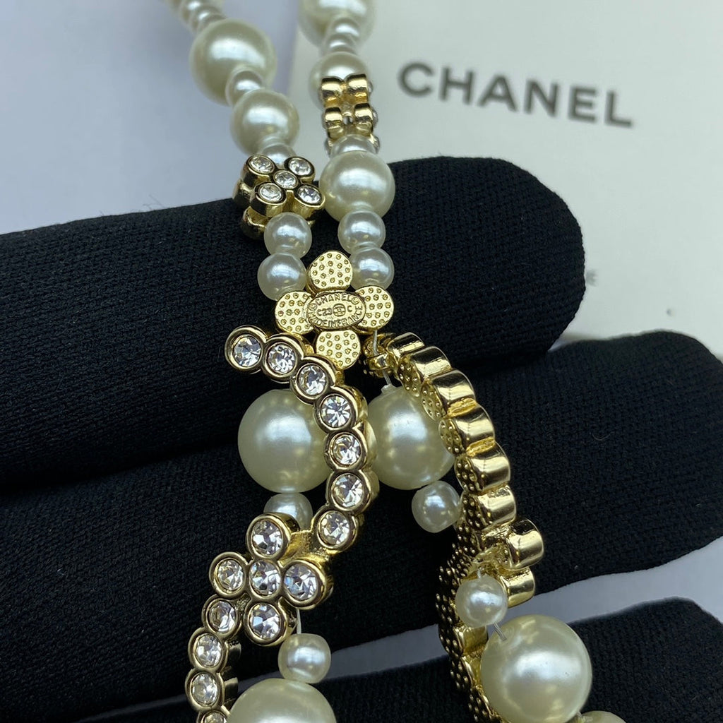 18K  Chanel Pearl Chain Necklace