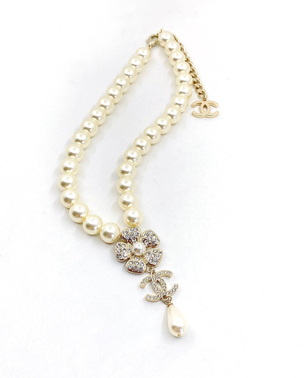18K  Chanel Pearls Chain Choker Necklace