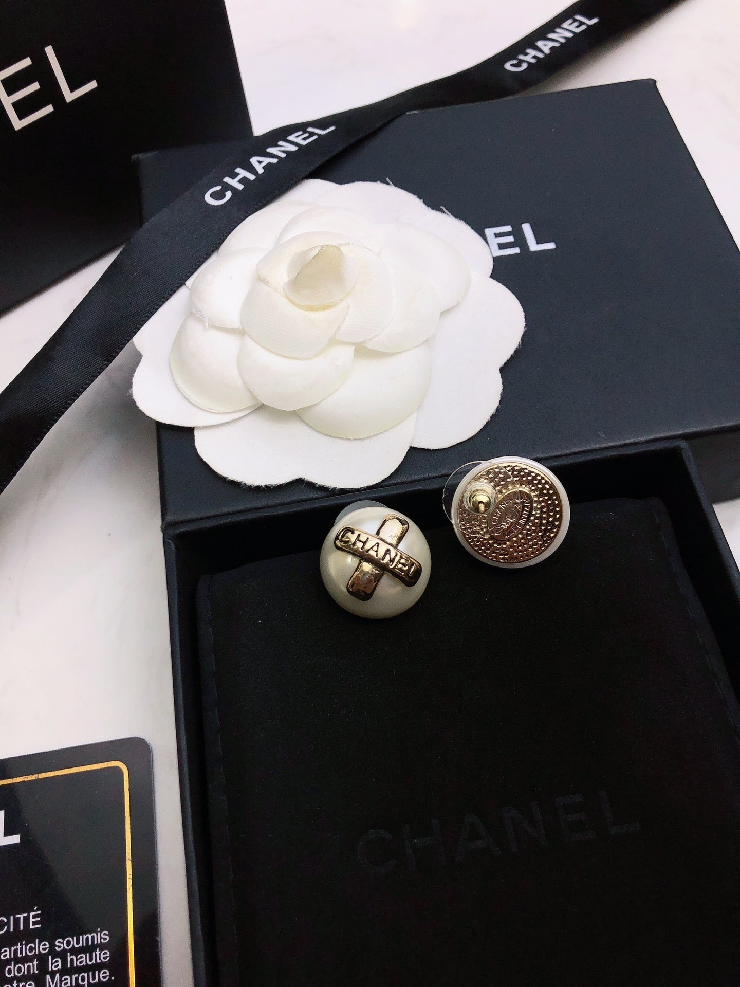 18K  Chanel Pearl Earrings