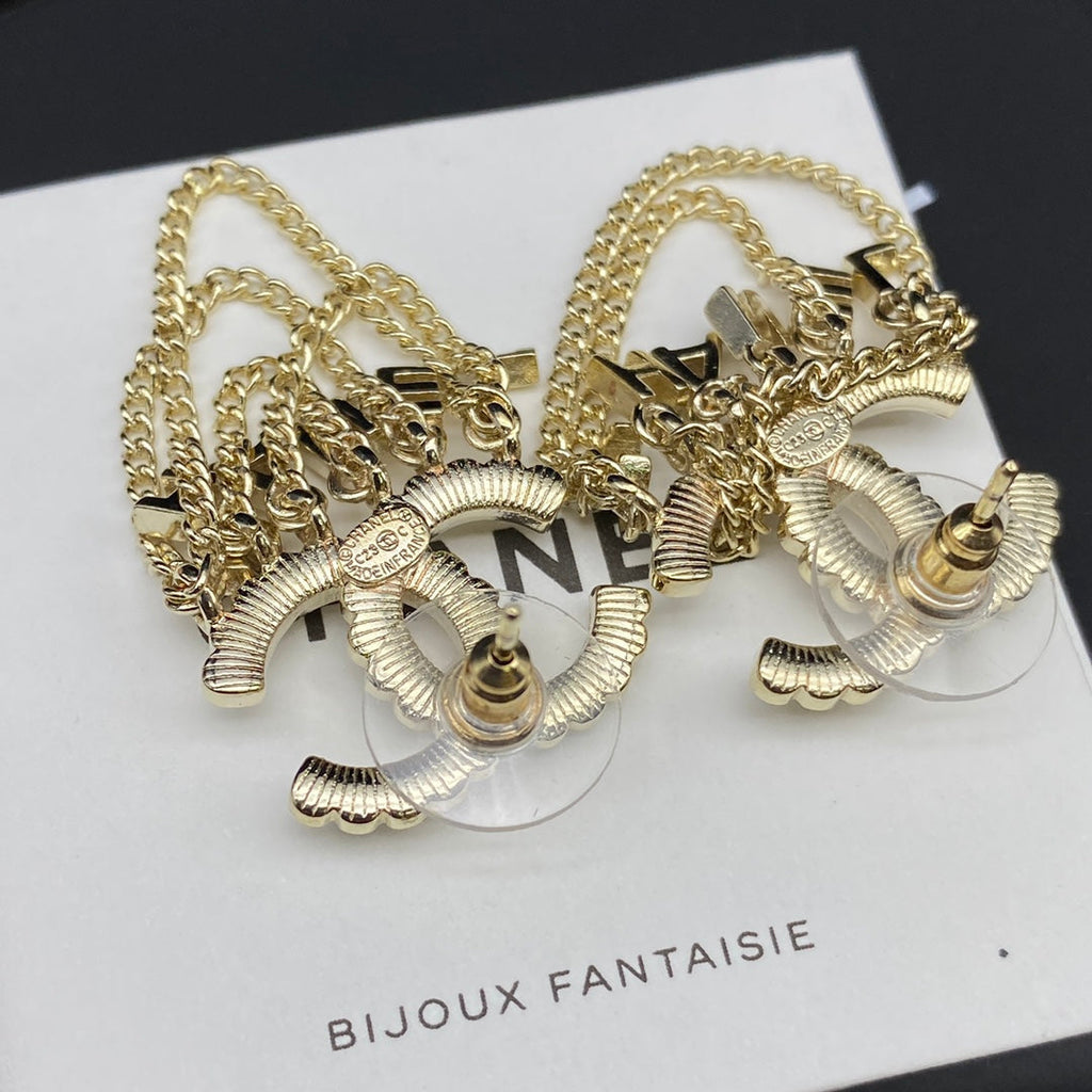18K  Chanel Pearl Chain Link Earrings