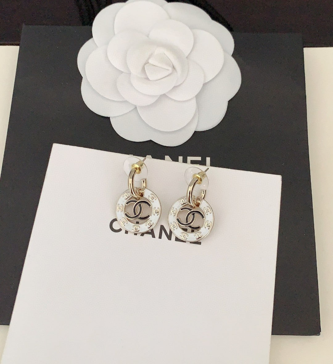 18K  Chanel Circle Earrings