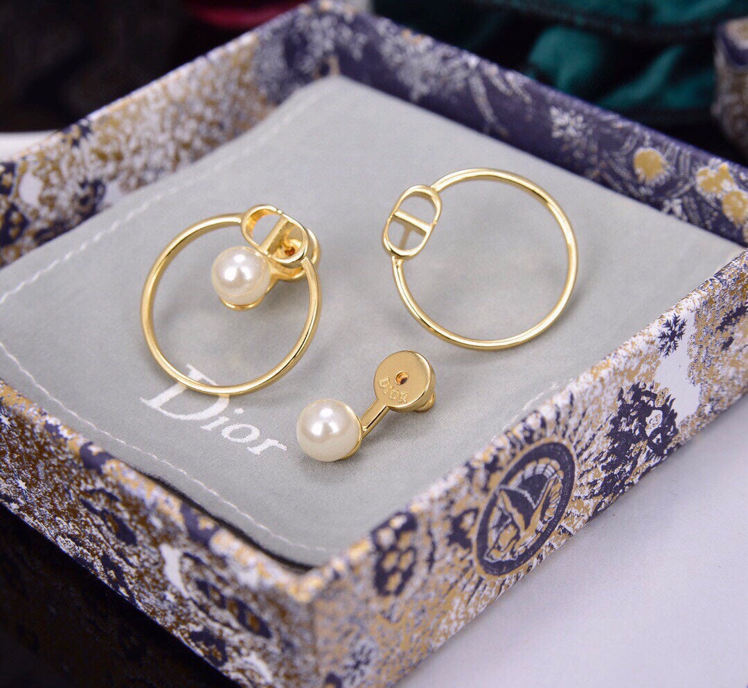 18K Dior 30 Montaigne Pearls Earrings