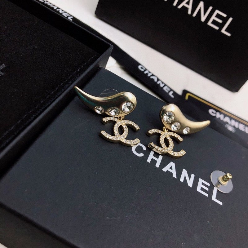 18K  Chanel Feather Diamond Gold Earrings
