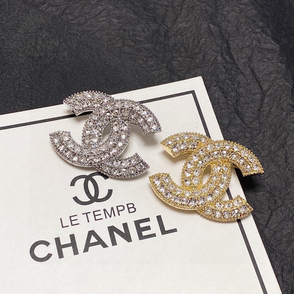 18K  Chanel Diamonds Brooch