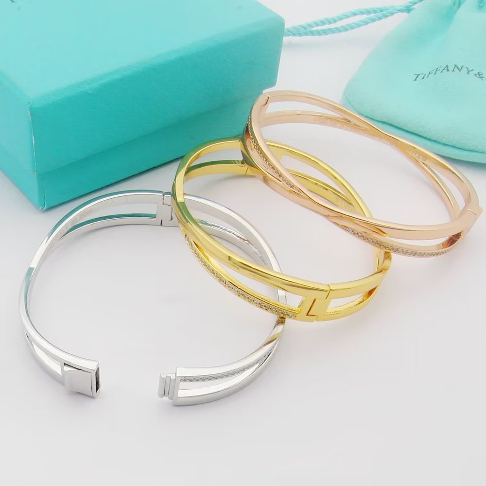 18K Tiffany Atlas x Narrow Hinged Bangle Bracelet