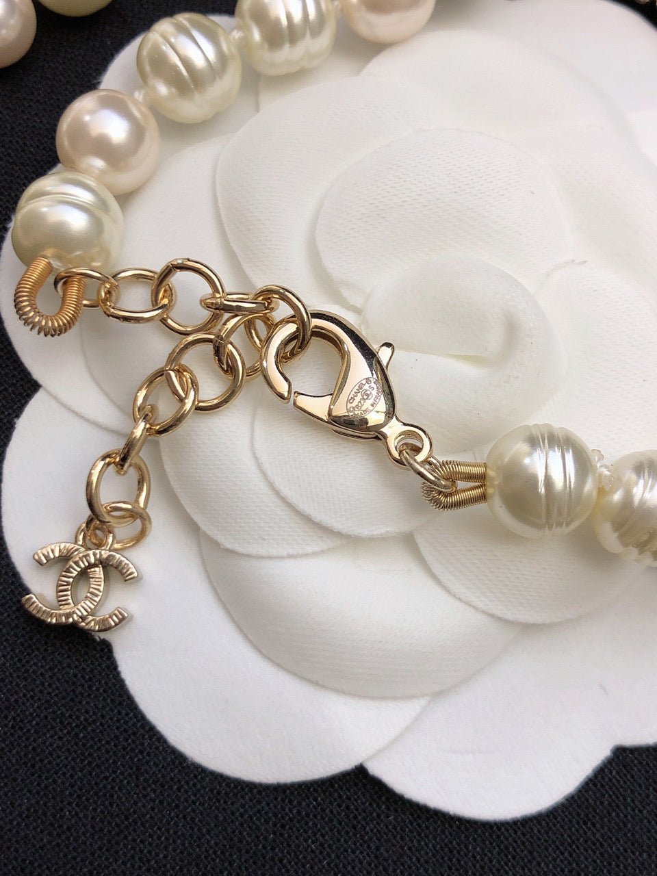 18K  Chanel Pearl Choker Necklace