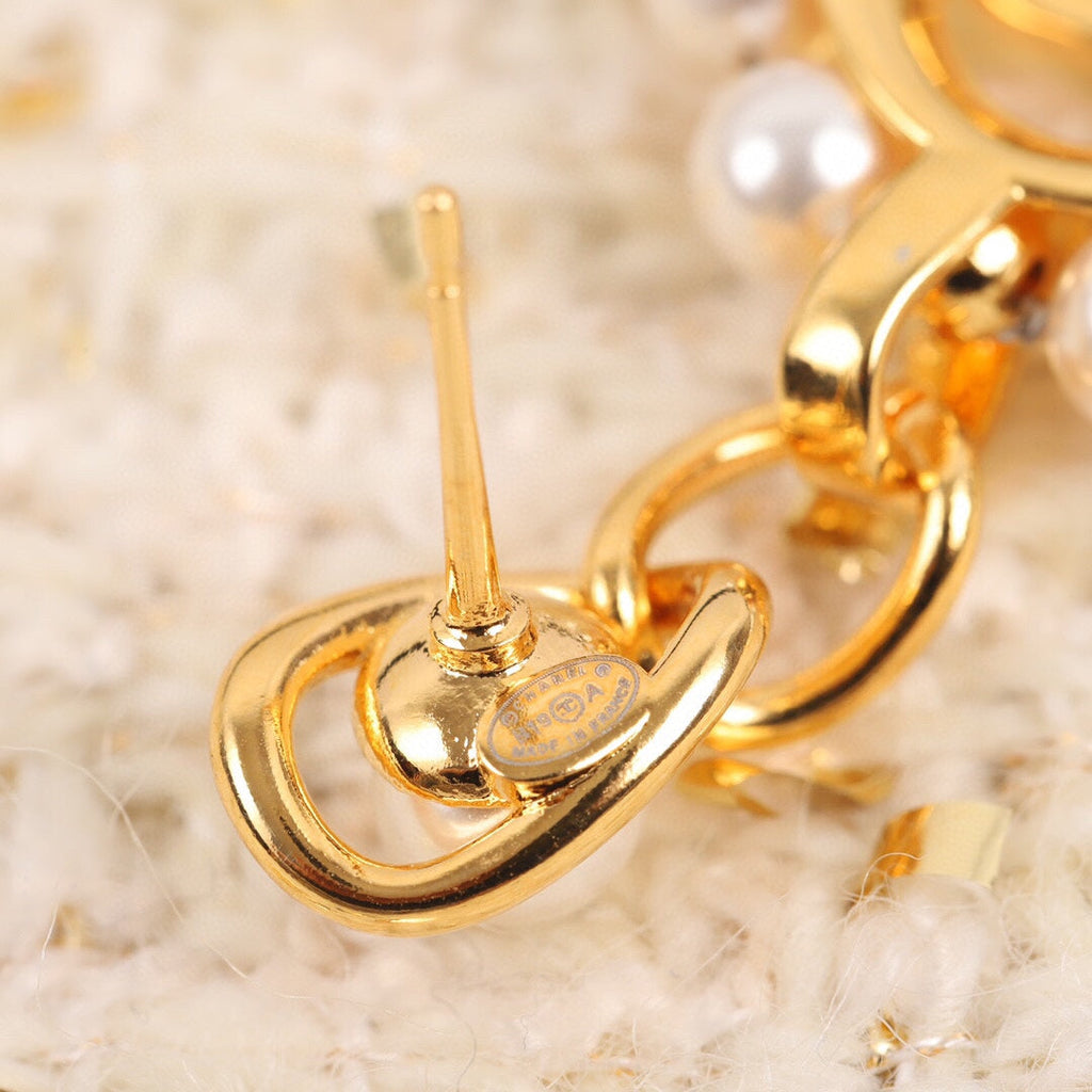 18K  Chanel Square Pearl Pendant Earrings