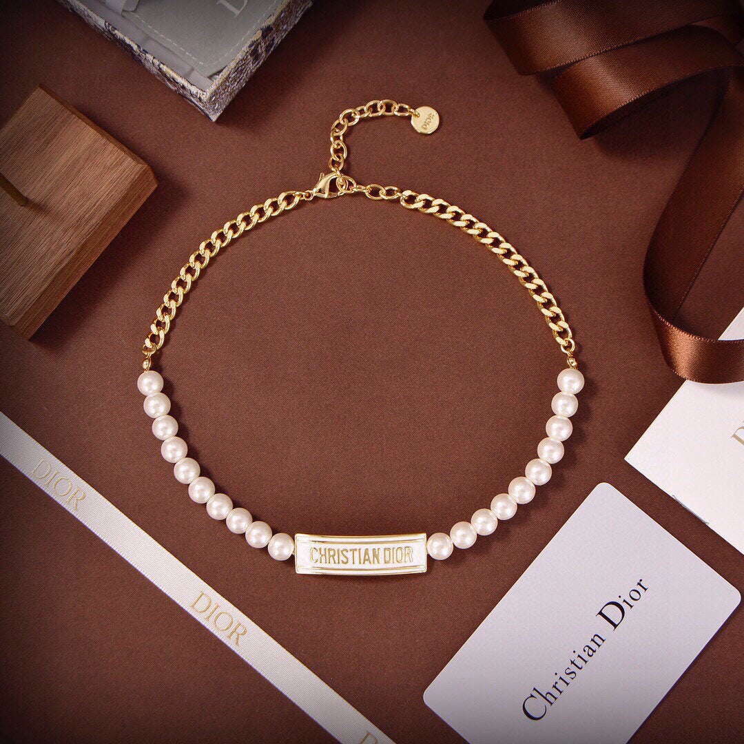 18K Dior 30 Montaigne Necklace