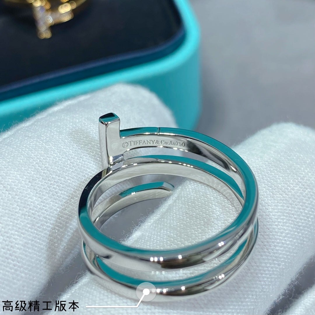 18K Tiffany Diamond Square Ring