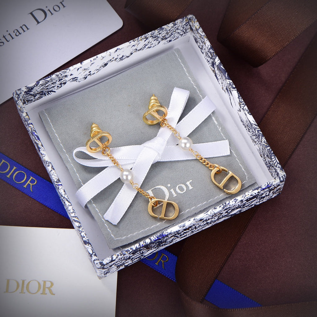 18K Dior 30 Montaigne Earrings