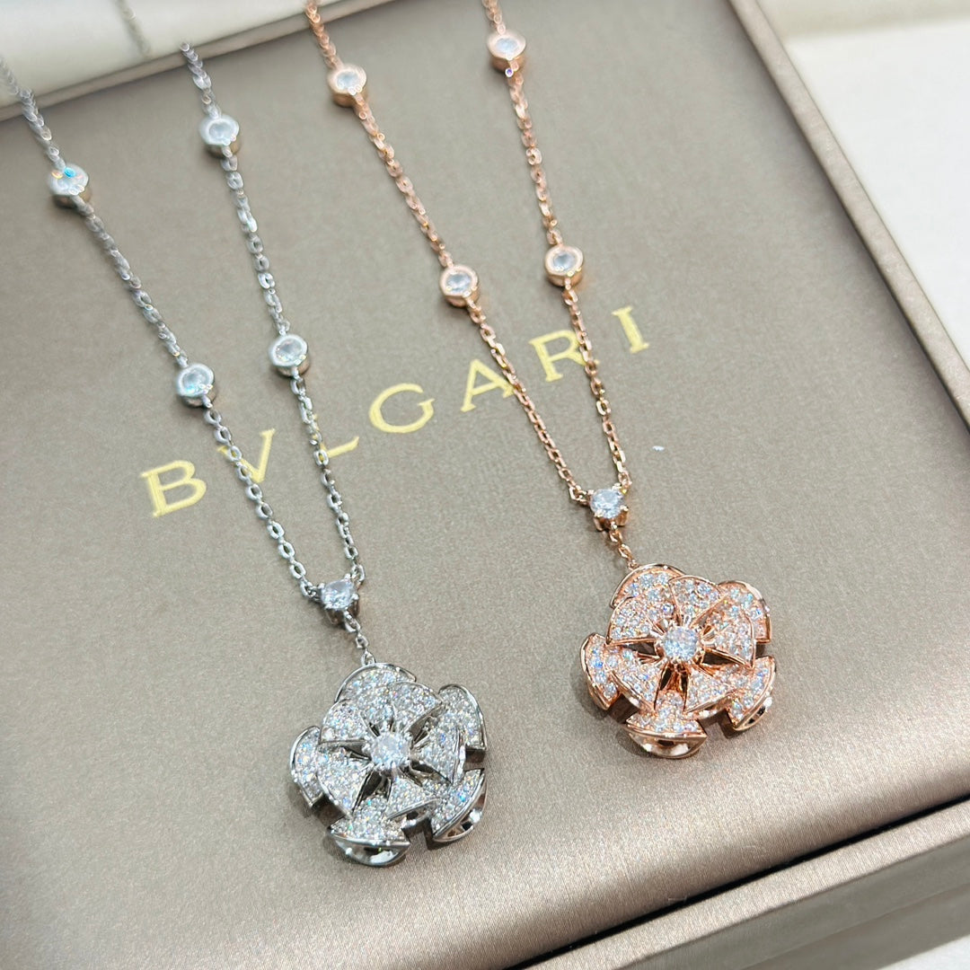 18K BVLGARI Dream Diamond Necklace
