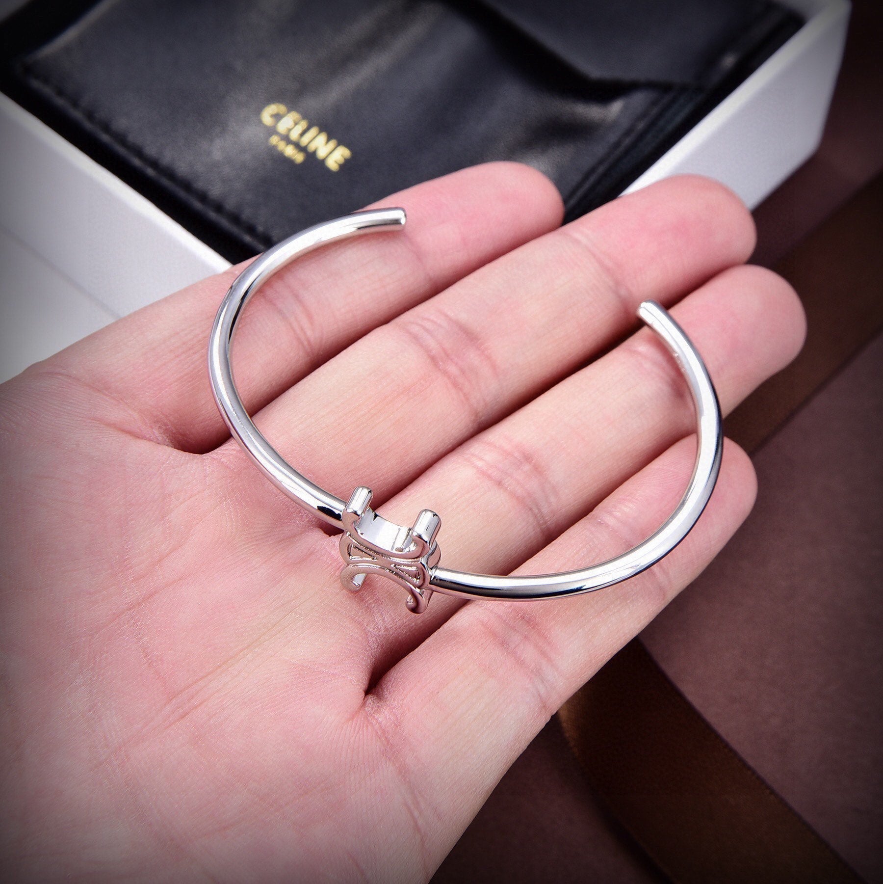18K Celine Asymmetric Bracelet