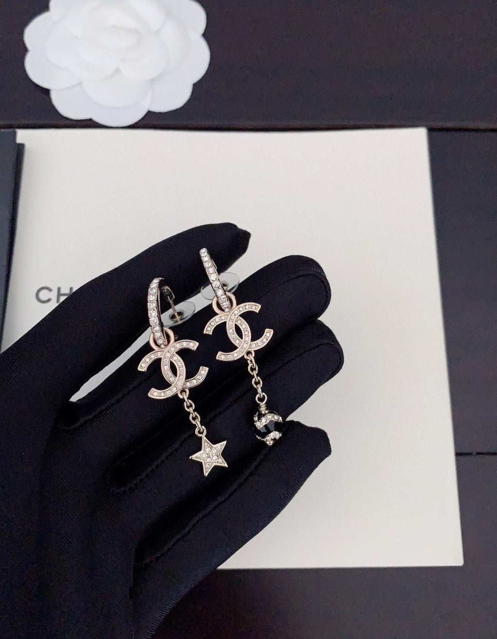 18K  Chanel Pearl Long Pendant Earrings