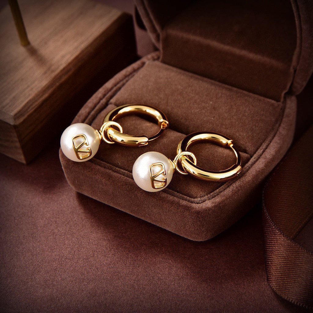 18K Valentino Pearl Earrings