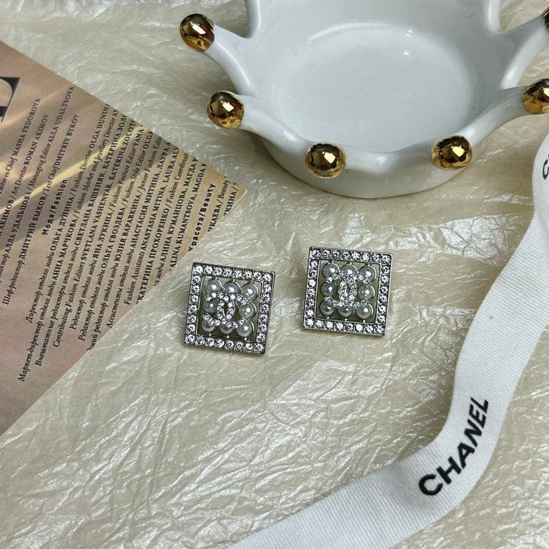 18K  Chanel Diamond & Pearl Square Earrings