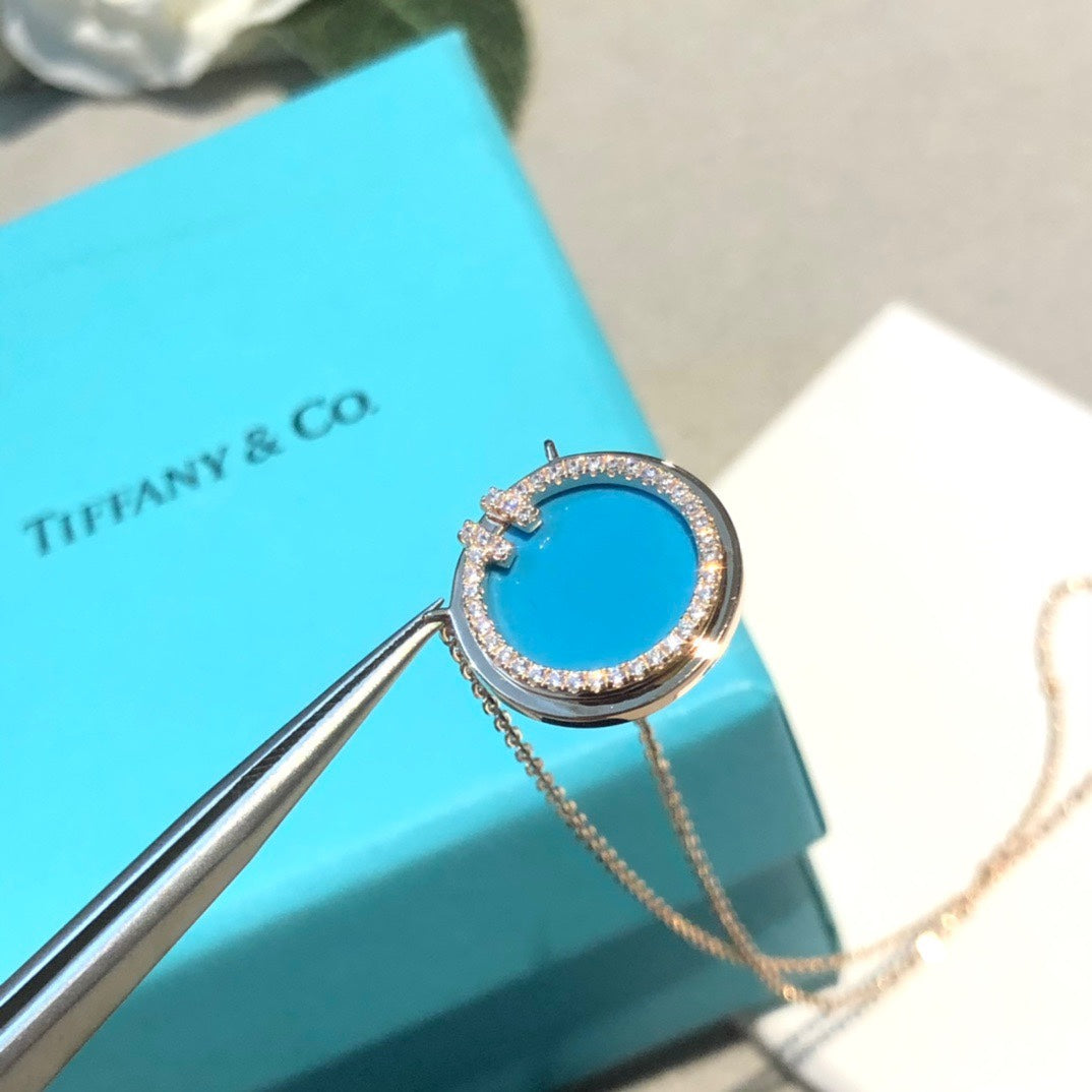 18K Tiffany Diamond & Turquoise Circle Pendant Necklace