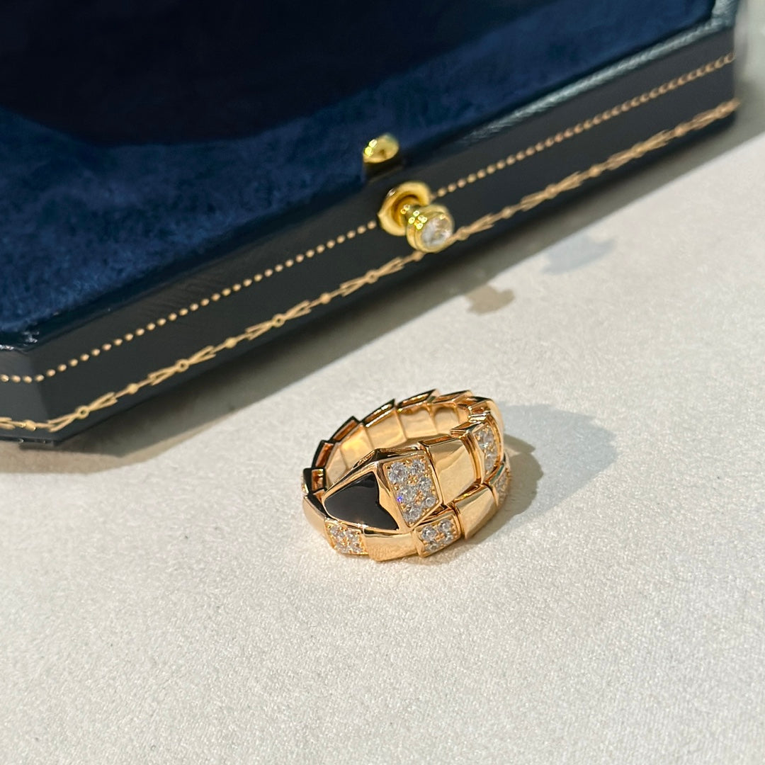 18K BVLGARI Serpenti Viper Black Ring