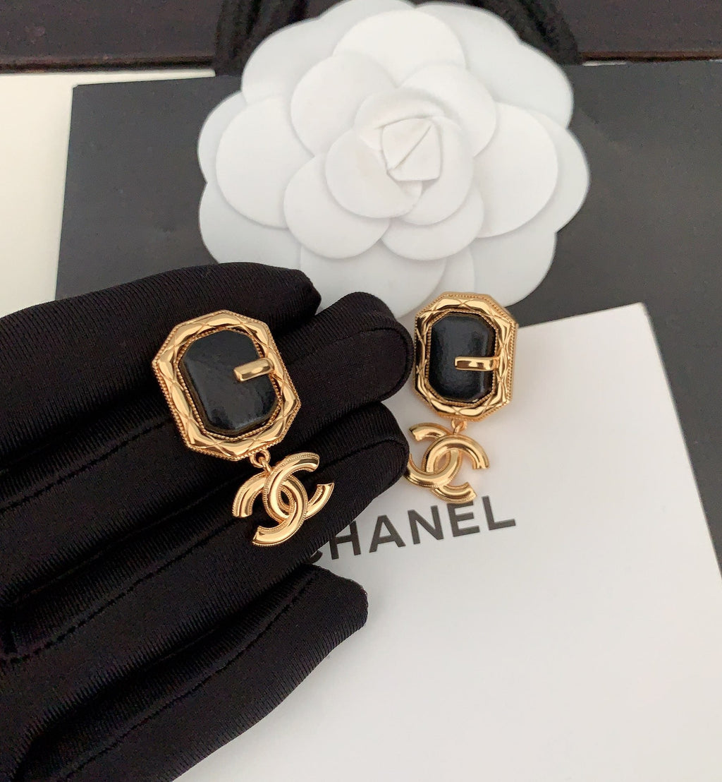 18K  Chanel Pendant Leather Earrings