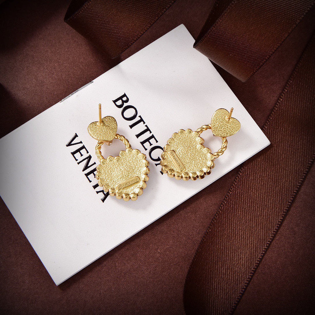 18K BVLGARI Heart Diamonds Earrings
