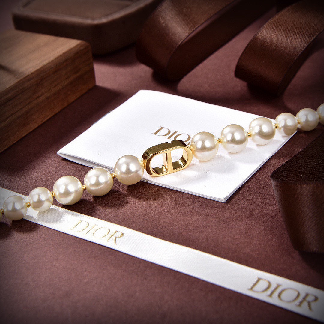 18K Dior Pearls Necklace