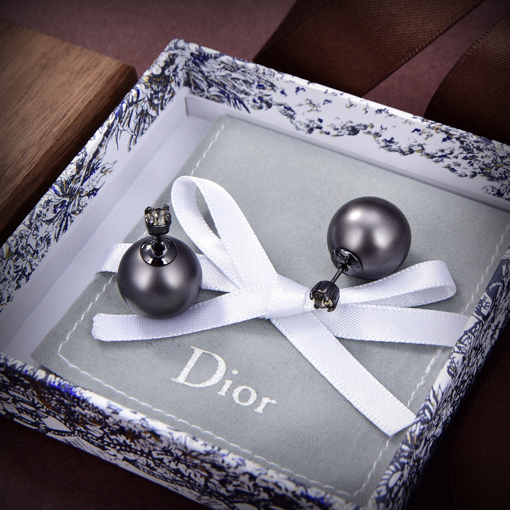 18K Dior Tribales Black Resin Pearls Earrings