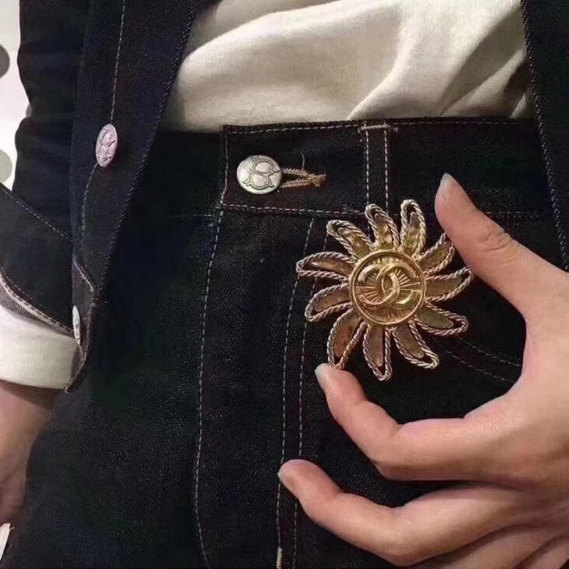 18K  Chanel Sunflower Brooch