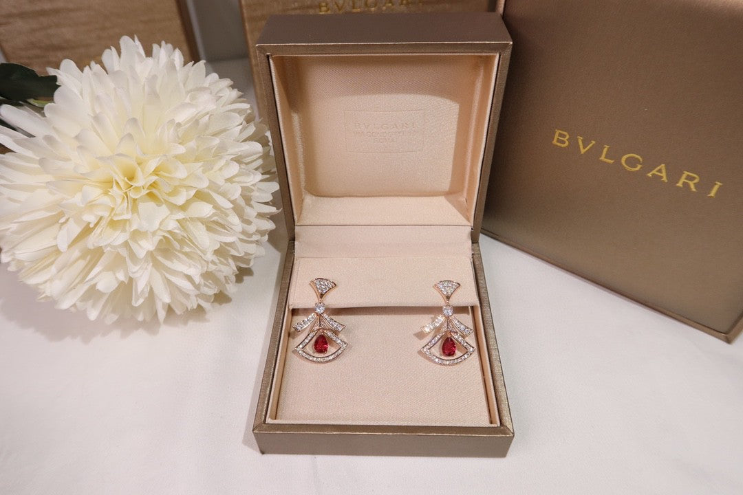 18K BVLGARI BVLGARI Dream Openwork Earrings