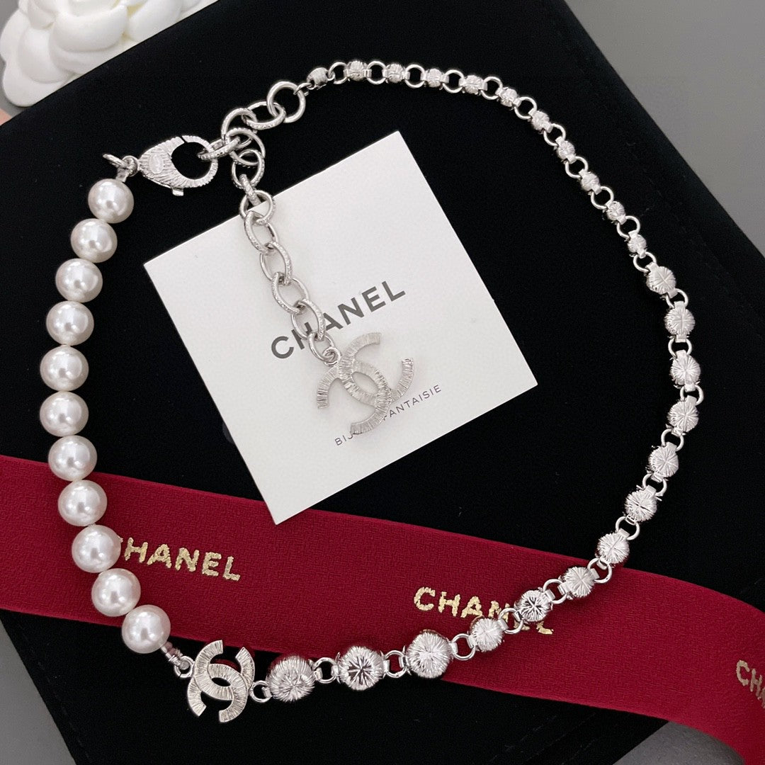 18K  Chanel Pearls Crystals Necklace