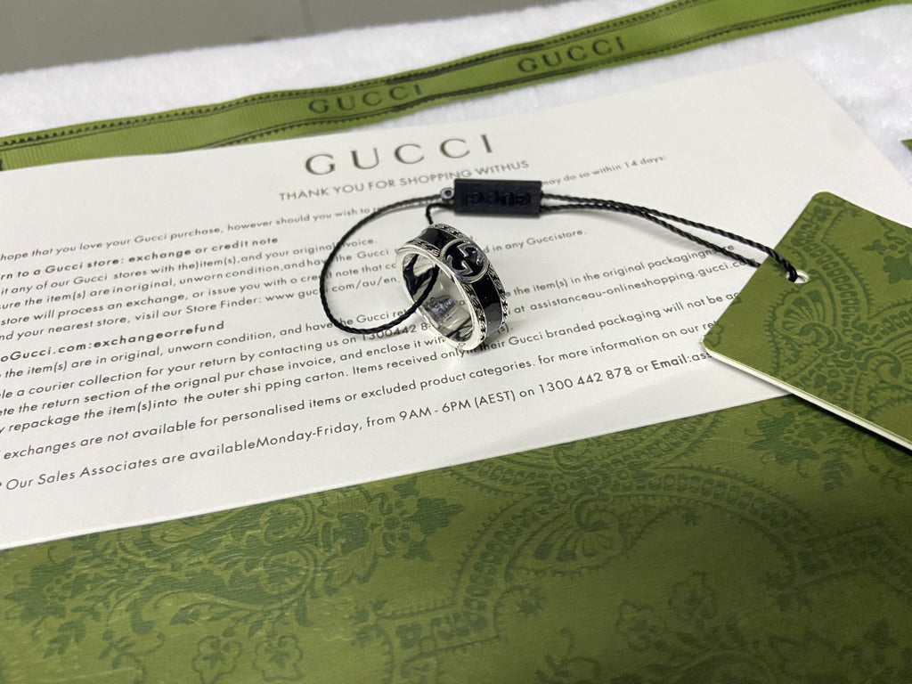 Double Gucci Interlocking Gucci Black Enamel Ring