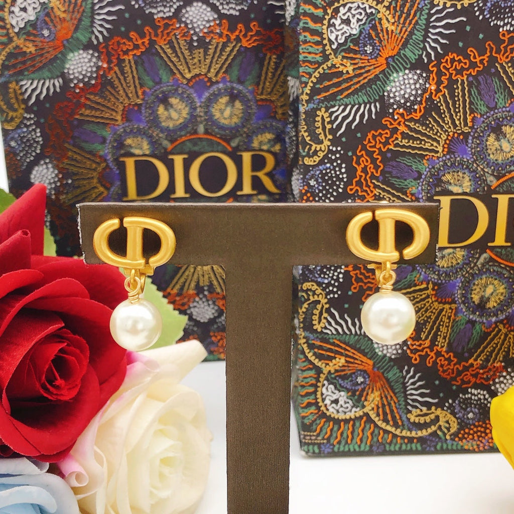 18K Dior Tribales Pearls Earrings