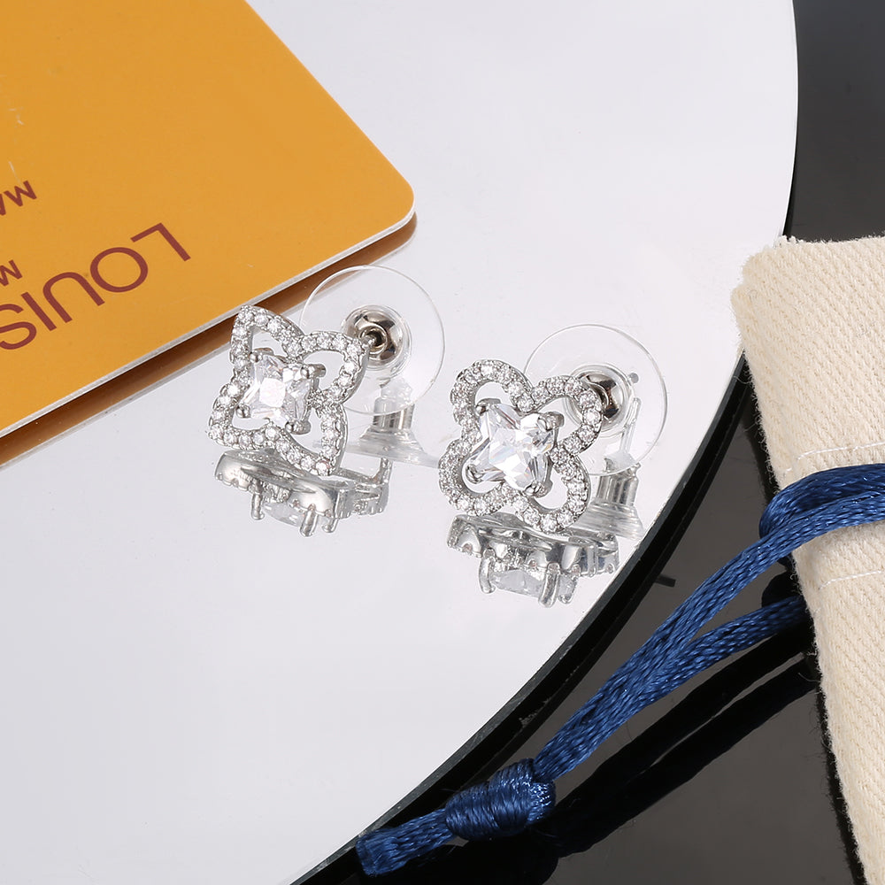 18K Louis Vuitton Blossom Earrings