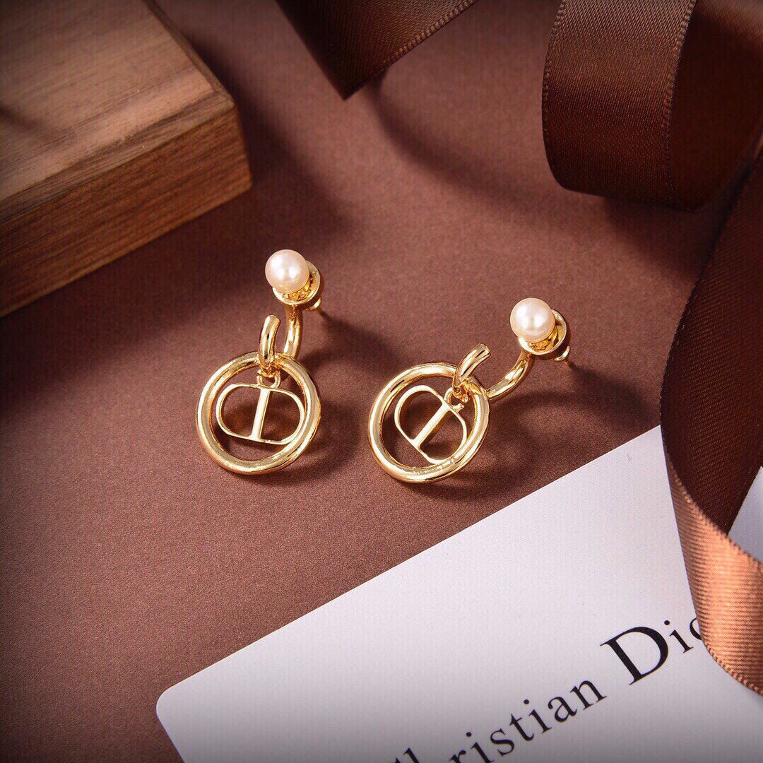 18K Dior 30 Montaigne Pearls Earrings