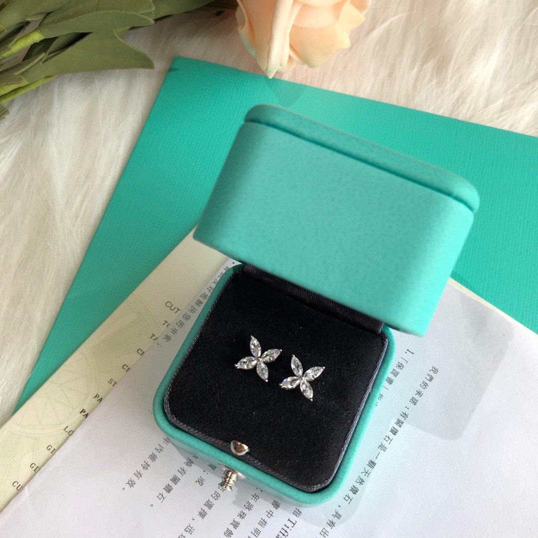 18K Tiffany Victoria Earrings