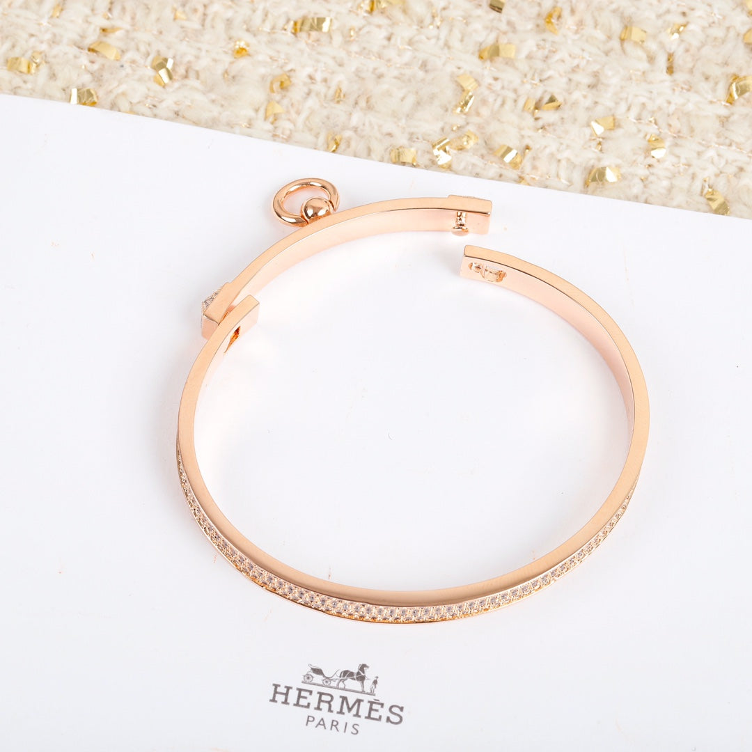 18K Collier De Chien Diamond Hermes Bracelet