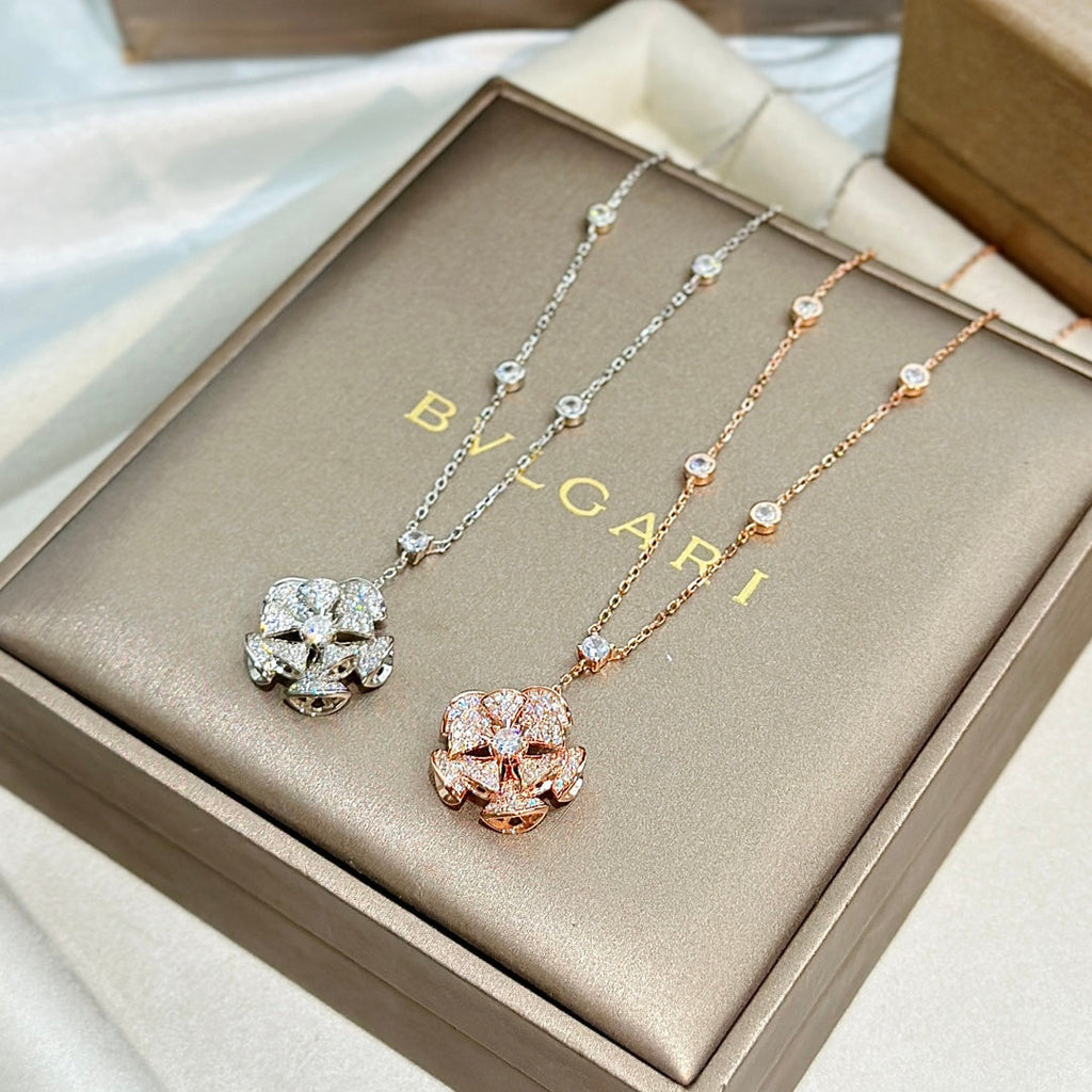 18K BVLGARI Dream Diamond Necklace